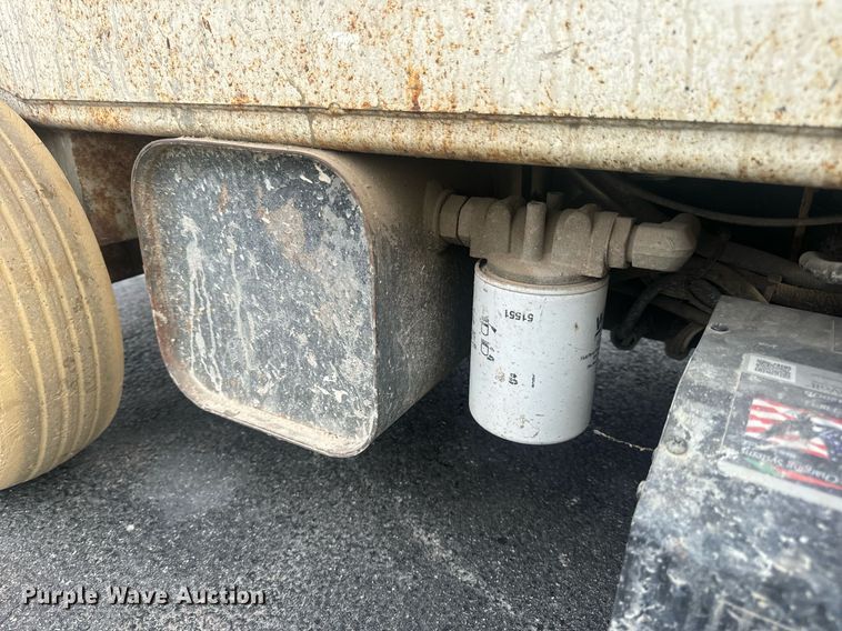 image for item EN4506 1997 Marklift CH20NEP scissor lift