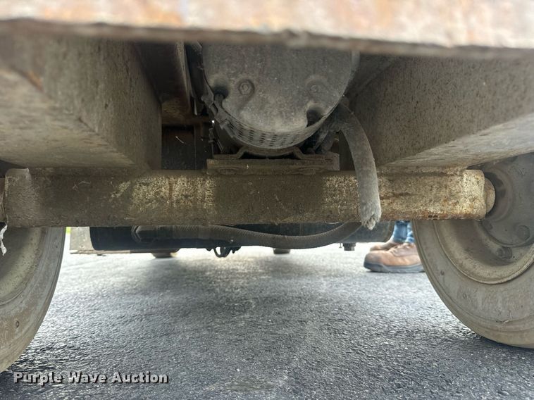 image for item EN4506 1997 Marklift CH20NEP scissor lift