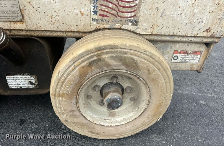 image for item EN4506 1997 Marklift CH20NEP scissor lift