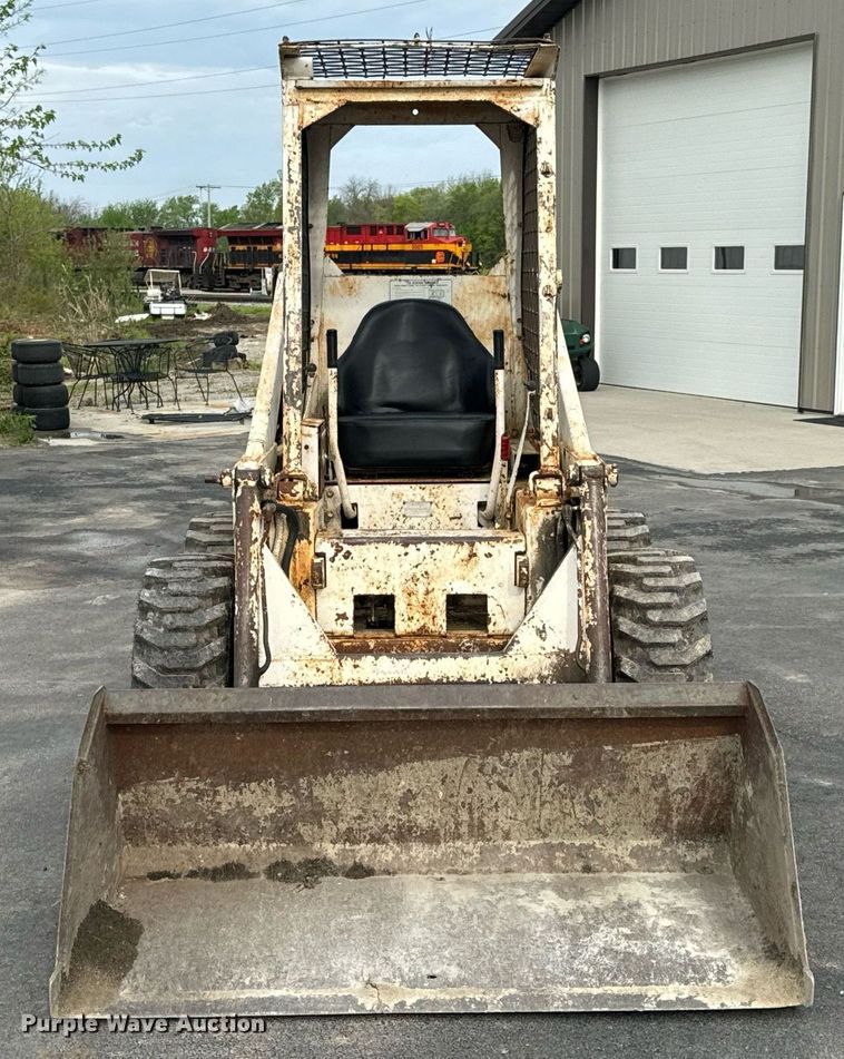 image for item EN4511 Bobcat M-700 skid steer loader