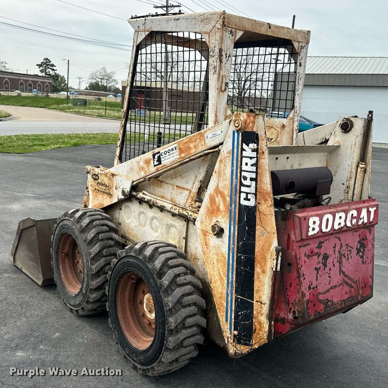 image for item EN4511 Bobcat M-700 skid steer loader