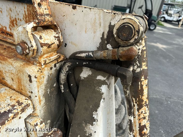 image for item EN4511 Bobcat M-700 skid steer loader