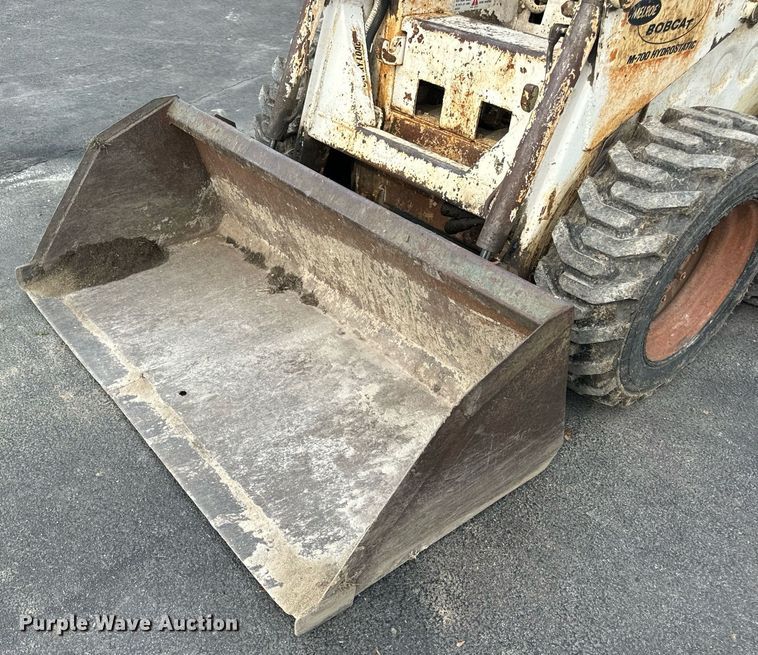 image for item EN4511 Bobcat M-700 skid steer loader