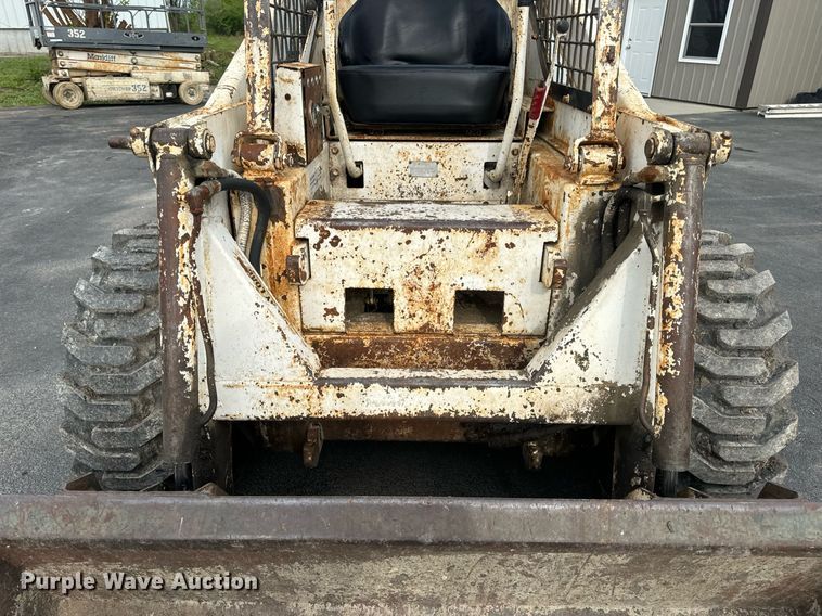 image for item EN4511 Bobcat M-700 skid steer loader