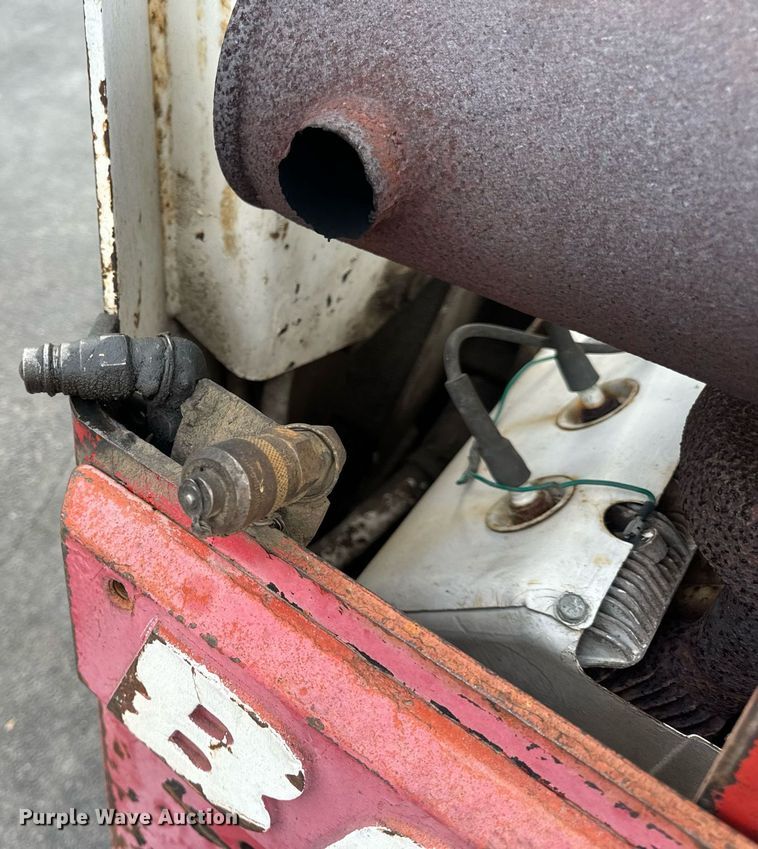 image for item EN4511 Bobcat M-700 skid steer loader