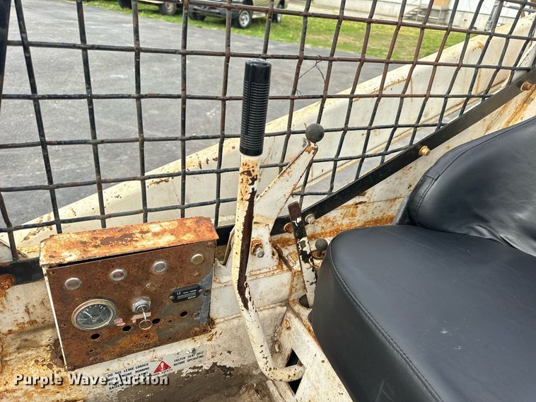 image for item EN4511 Bobcat M-700 skid steer loader