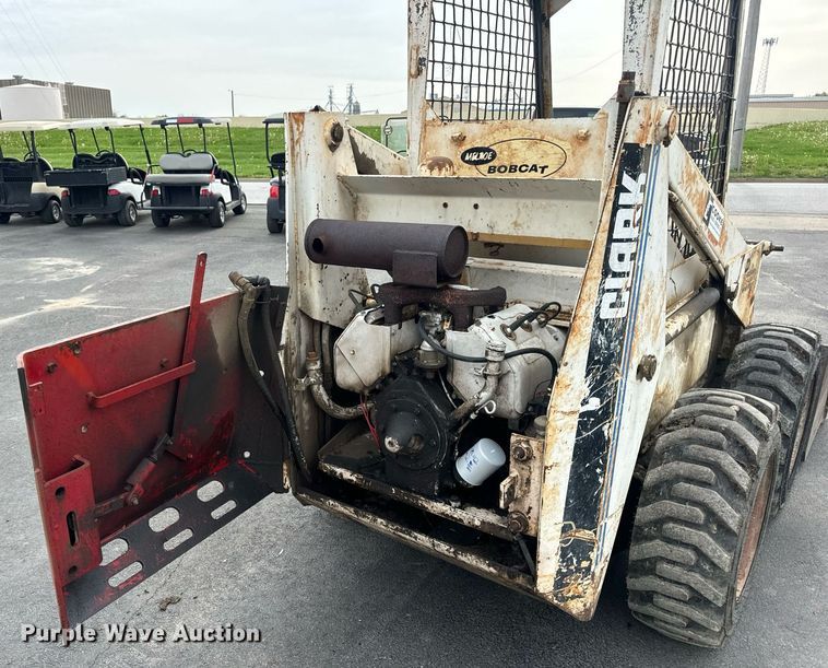 image for item EN4511 Bobcat M-700 skid steer loader