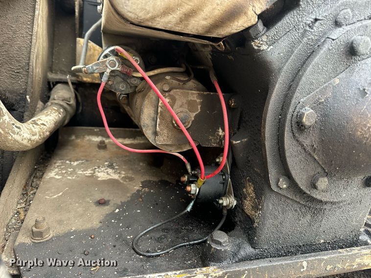 image for item EN4511 Bobcat M-700 skid steer loader