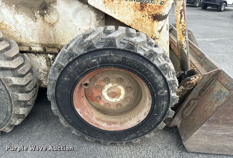 image for item EN4511 Bobcat M-700 skid steer loader