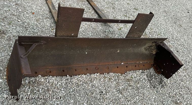 image for item EN4511 Bobcat M-700 skid steer loader