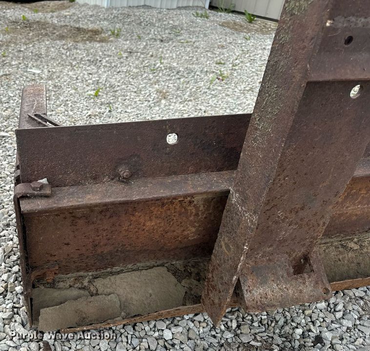 image for item EN4511 Bobcat M-700 skid steer loader