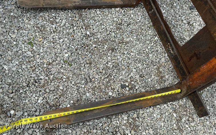 image for item EN4511 Bobcat M-700 skid steer loader