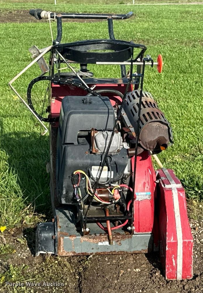 image for item EN4513 2013 MK Diamond MK-2025SSP concrete saw