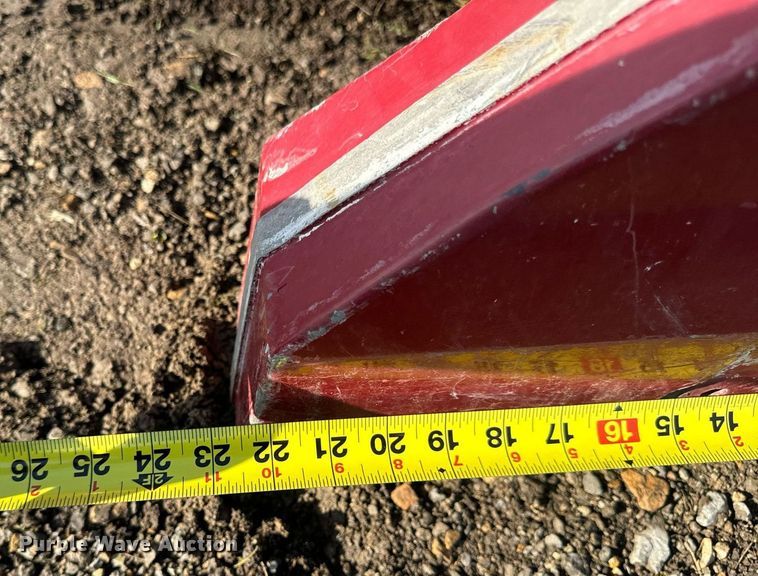 image for item EN4513 2013 MK Diamond MK-2025SSP concrete saw