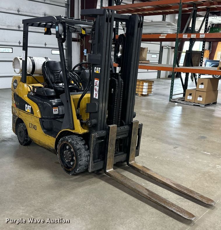 image for item EN4529 Caterpillar 2C6000 forklift