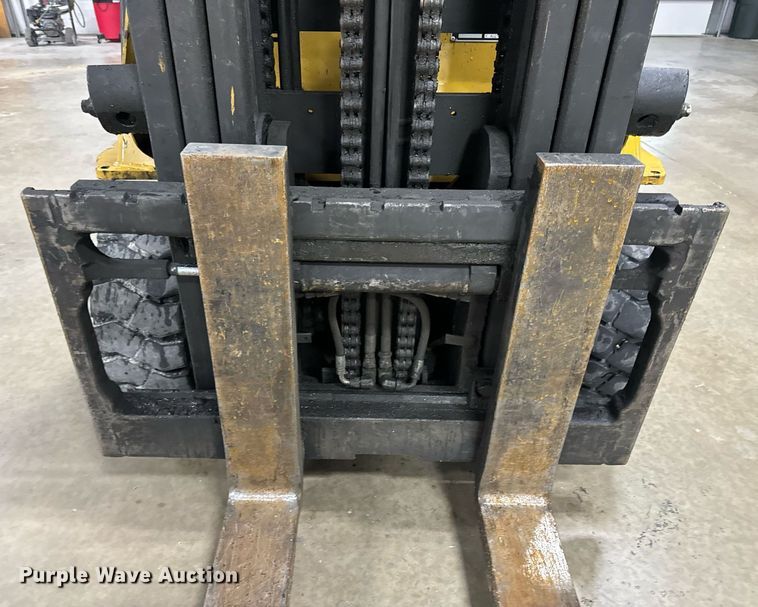 image for item EN4529 Caterpillar 2C6000 forklift