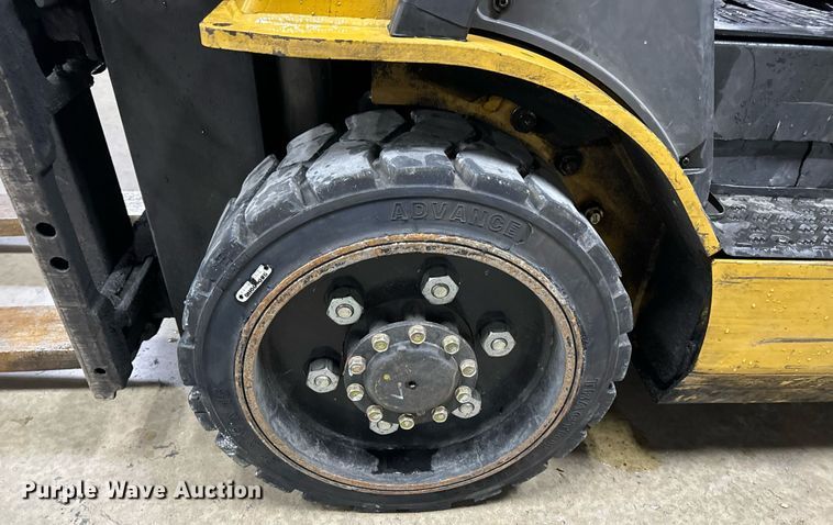 image for item EN4529 Caterpillar 2C6000 forklift