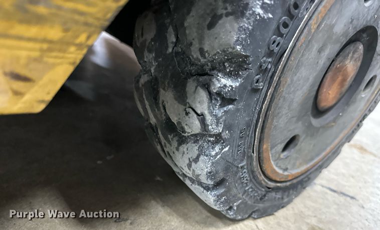 image for item EN4529 Caterpillar 2C6000 forklift