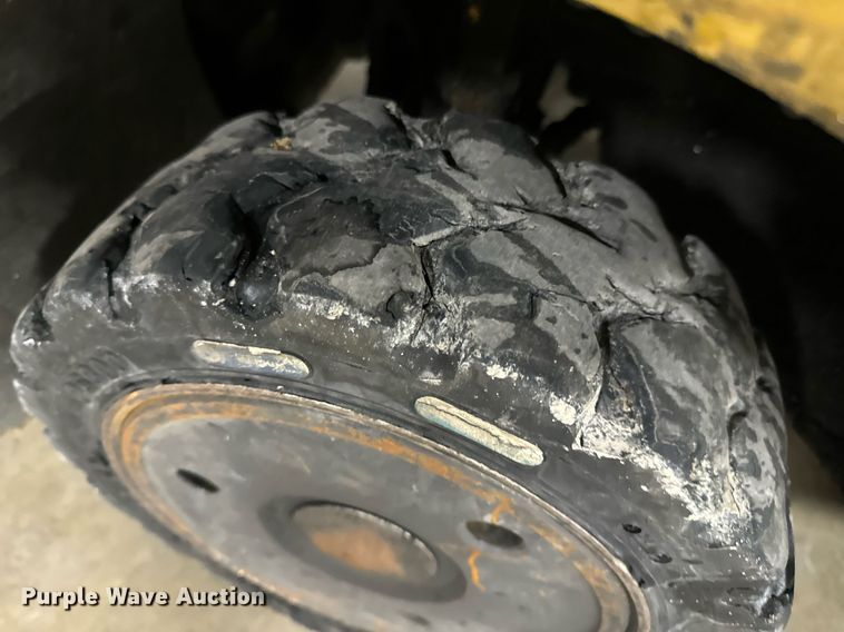 image for item EN4529 Caterpillar 2C6000 forklift