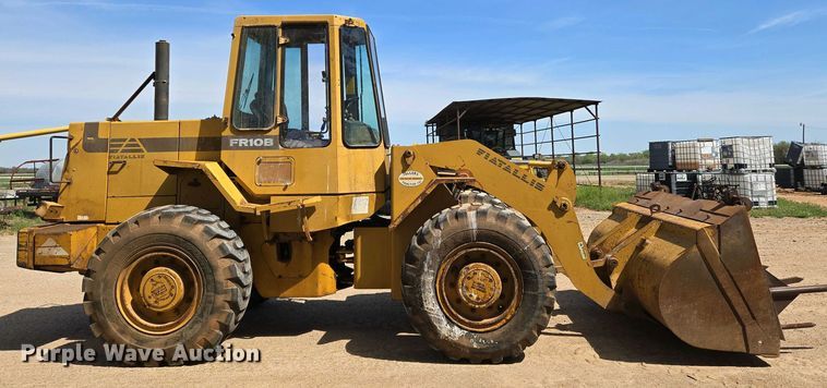 image for item EN8922 1988 Fiat-Allis FR10B wheel loader