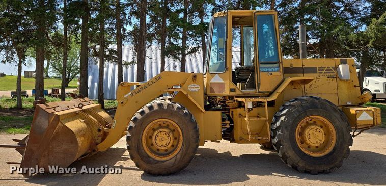 image for item EN8922 1988 Fiat-Allis FR10B wheel loader