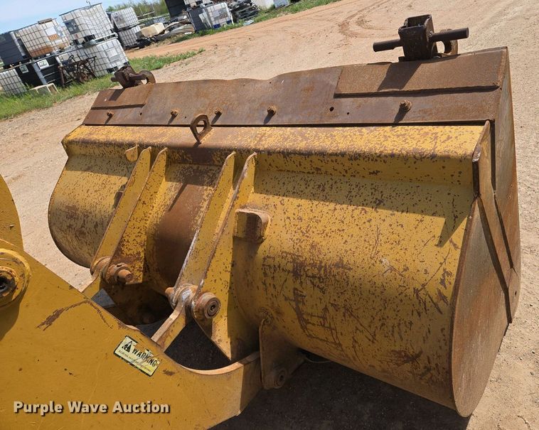 image for item EN8922 1988 Fiat-Allis FR10B wheel loader