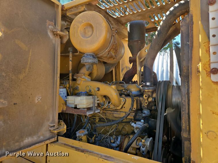 image for item EN8922 1988 Fiat-Allis FR10B wheel loader