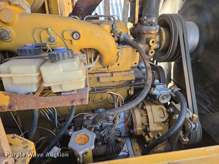 image for item EN8922 1988 Fiat-Allis FR10B wheel loader