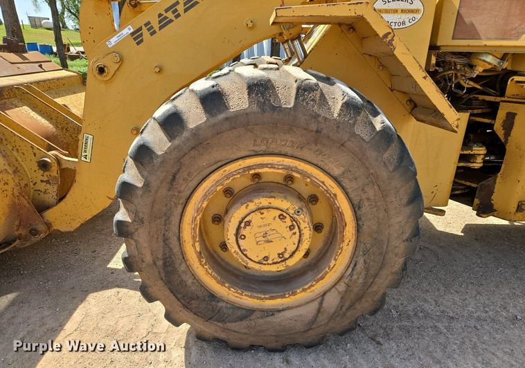 image for item EN8922 1988 Fiat-Allis FR10B wheel loader