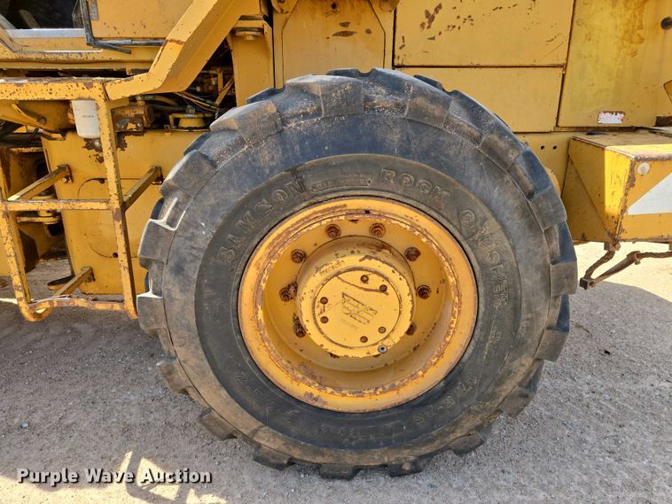 image for item EN8922 1988 Fiat-Allis FR10B wheel loader
