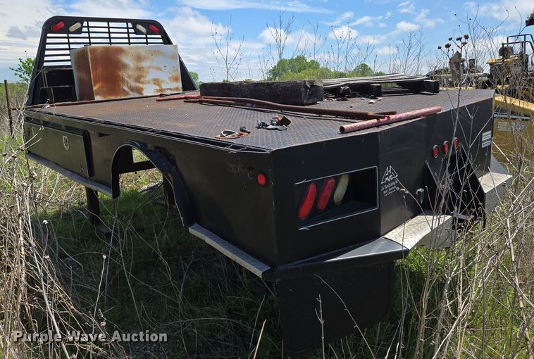 image for item EN8943 J&I flatbed