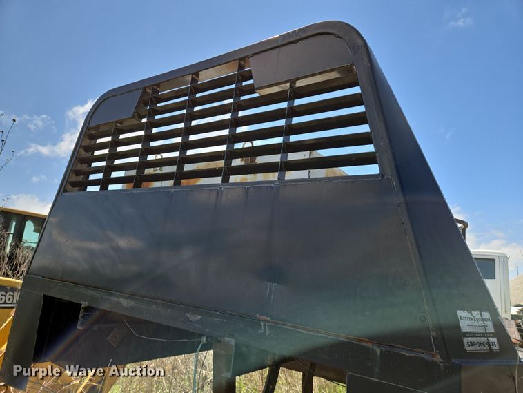 image for item EN8943 J&I flatbed