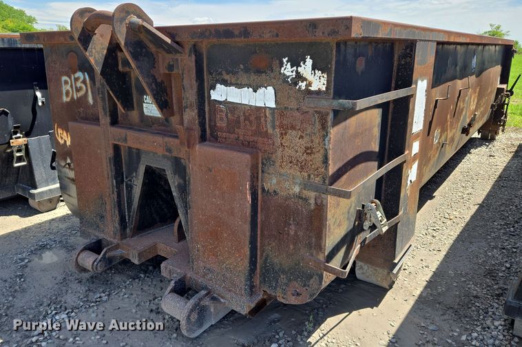 image for item EN8945 Roll-off container