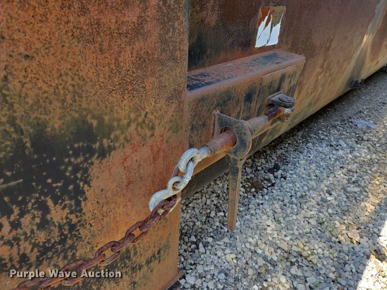 image for item EN8945 Roll-off container