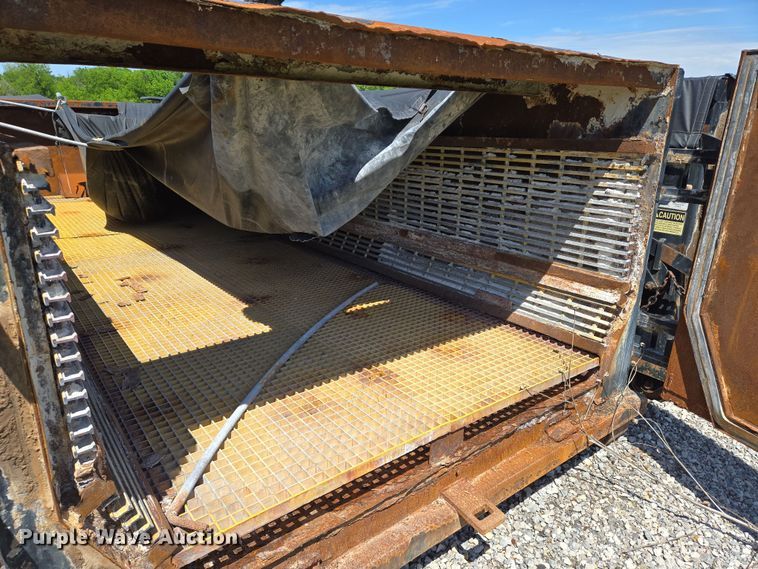 image for item EN8947 Custom Manufacturing  dewatering roll-off container