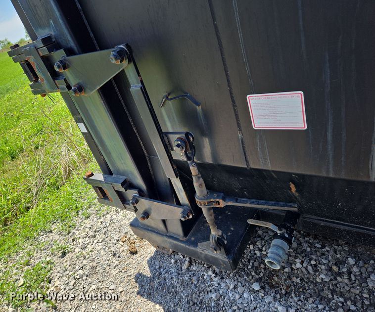 image for item EN8948 Custom Manufacturing dewatering roll-off container