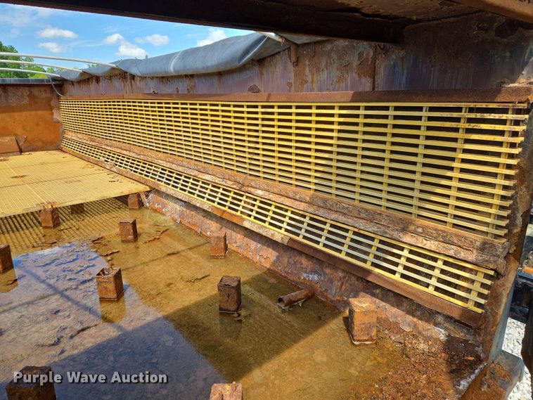 image for item EN8952 Custom Manufacturing dewatering roll-off container