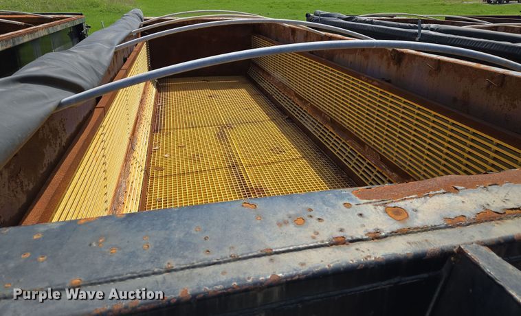 image for item EN8953 Custom Manufacturing dewatering roll-off container