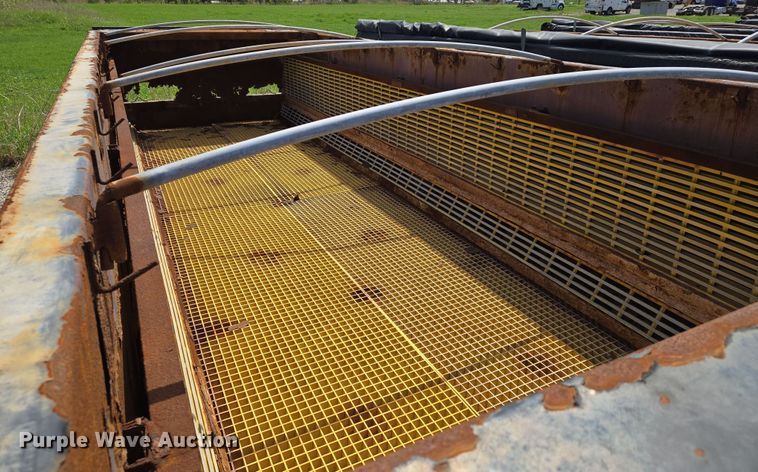 image for item EN8954 Custom Manufacturing dewatering roll-off container