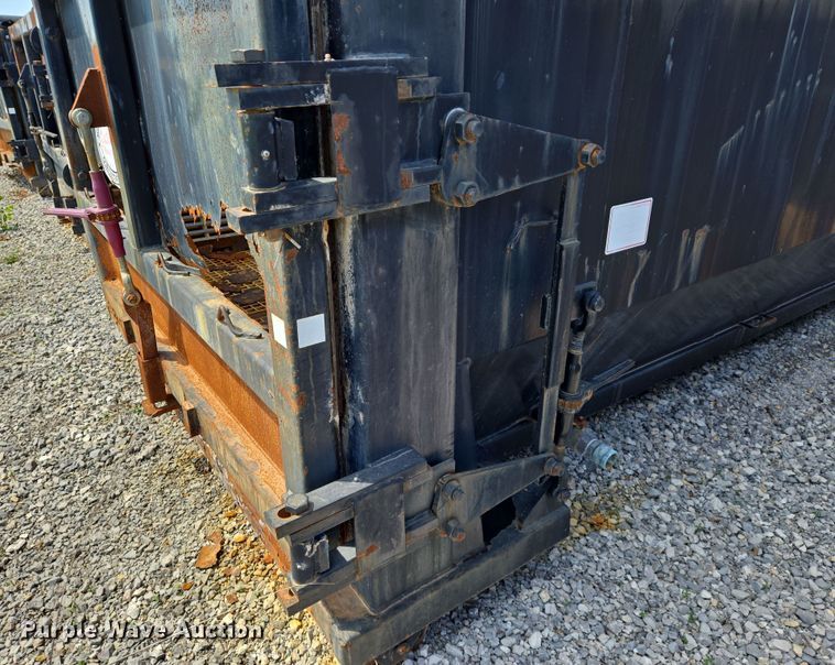 image for item EN8954 Custom Manufacturing dewatering roll-off container