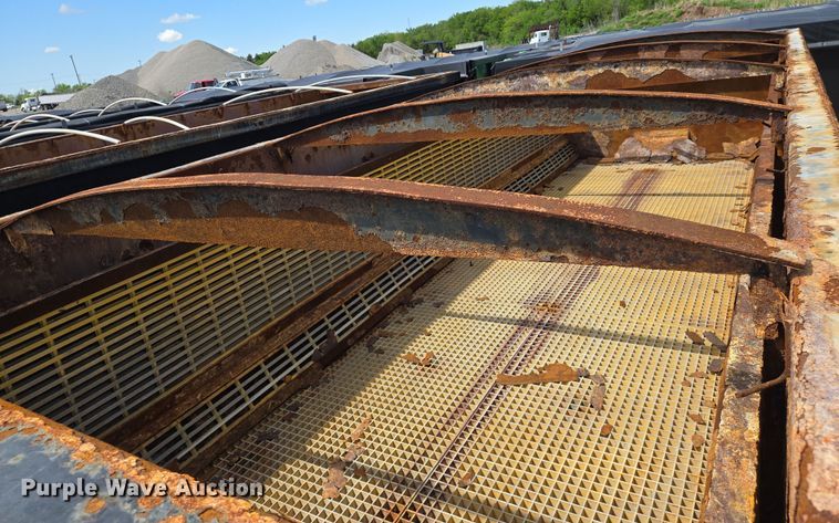 image for item EN8955 Custom Manufacturing dewatering roll-off container