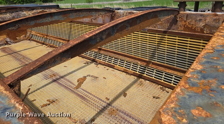 image for item EN8955 Custom Manufacturing dewatering roll-off container