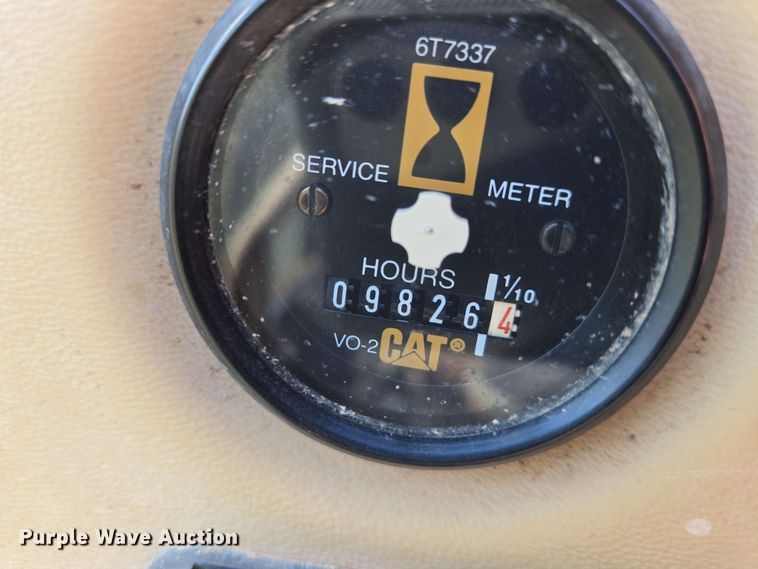 image for item EN8956 2001 Caterpillar 325B L excavator