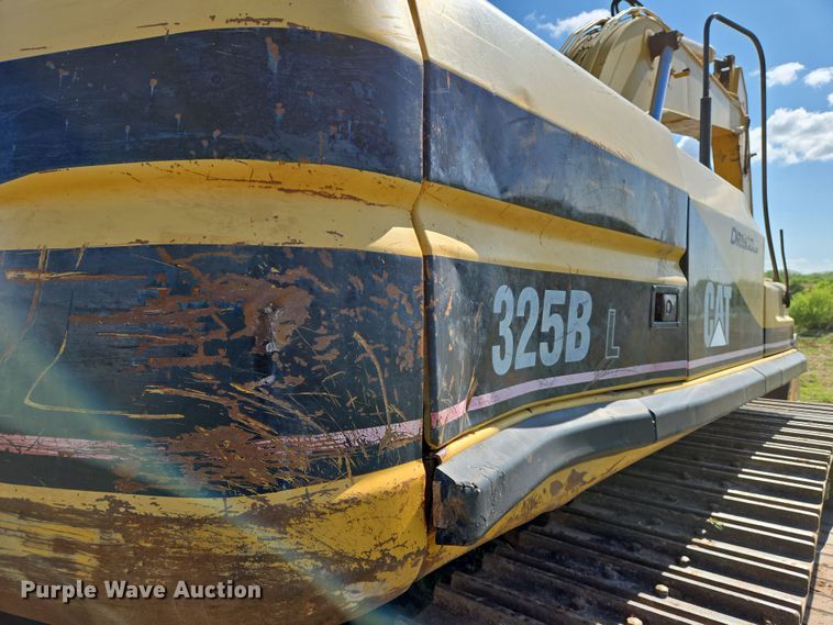 image for item EN8956 2001 Caterpillar 325B L excavator