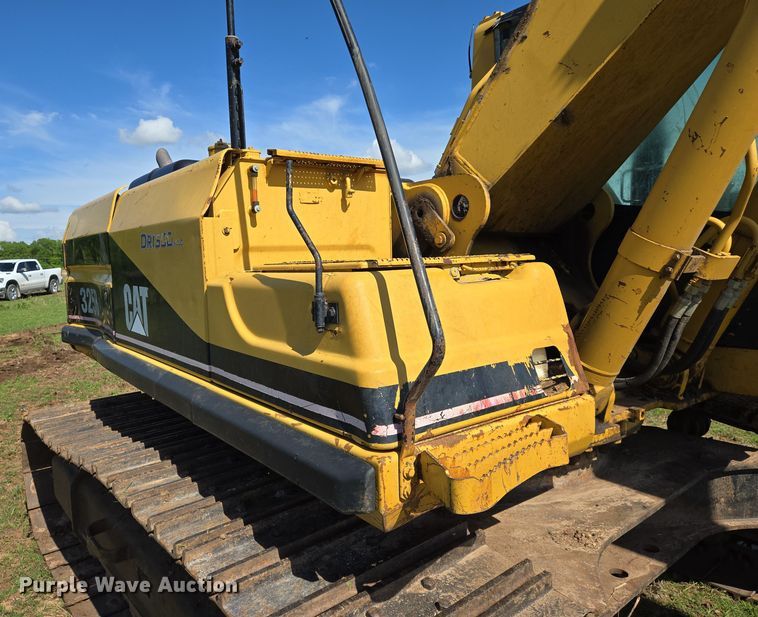 image for item EN8956 2001 Caterpillar 325B L excavator