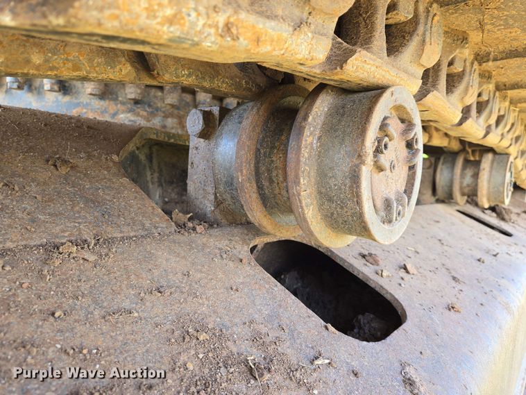 image for item EN8956 2001 Caterpillar 325B L excavator