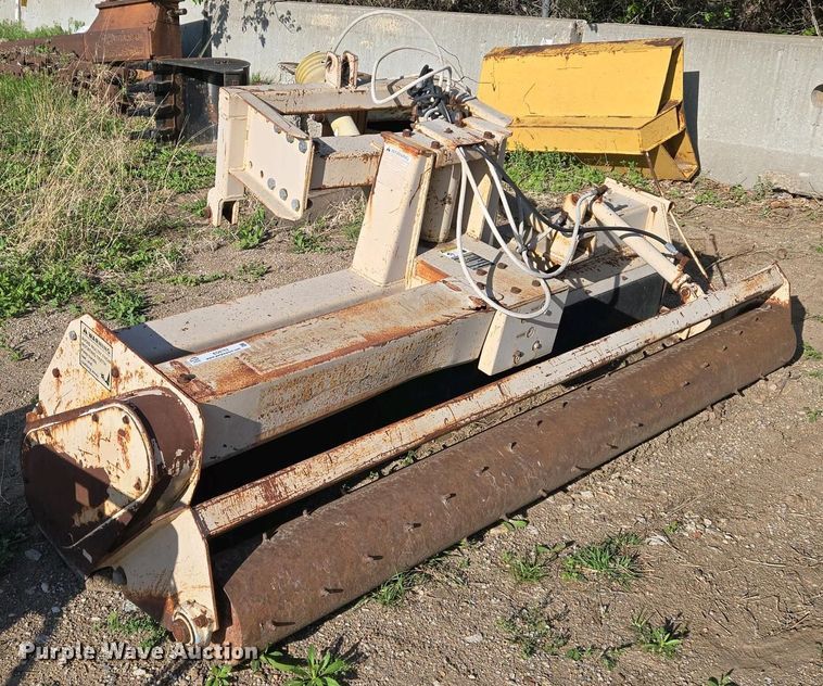 image for item EO0763 Ground Hog GH-80A soil conditioner