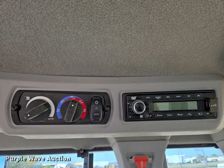 image for item EO0769 2021 Caterpillar  938M wheel loader