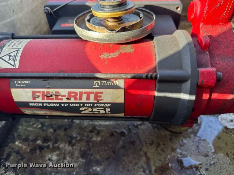 image for item EQ1281 1992 White-GMC WB water truck