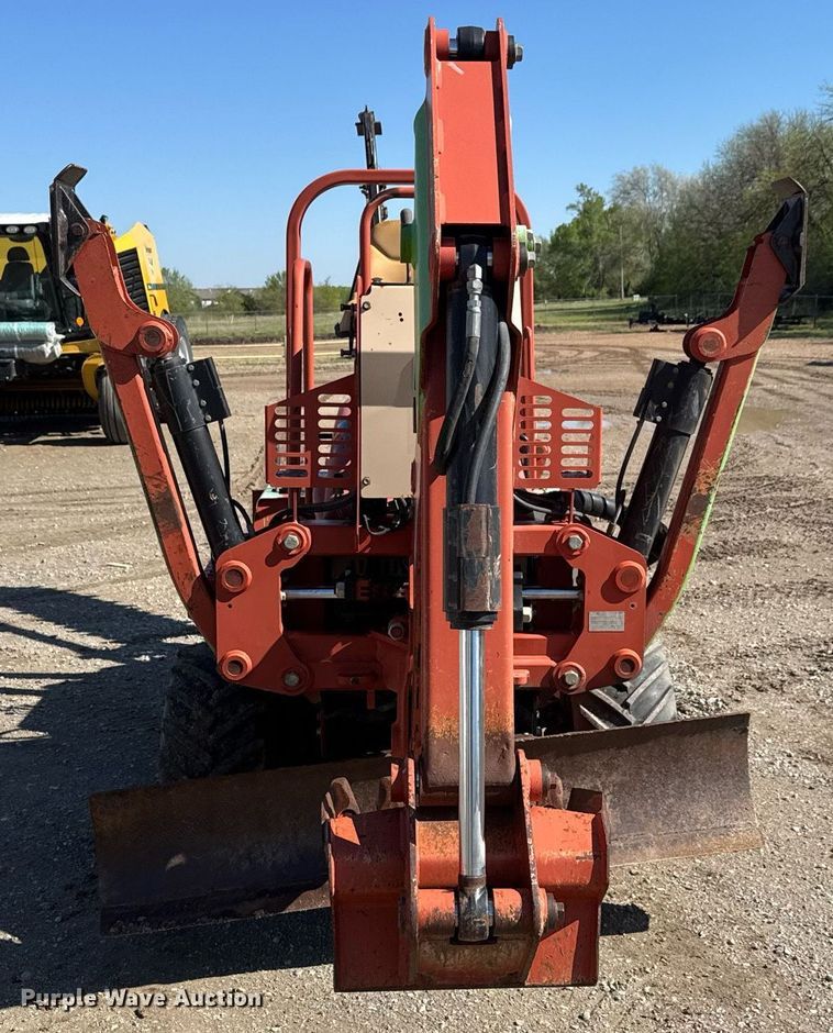 image for item EQ1371 2010 Ditch Witch RT45 trencher